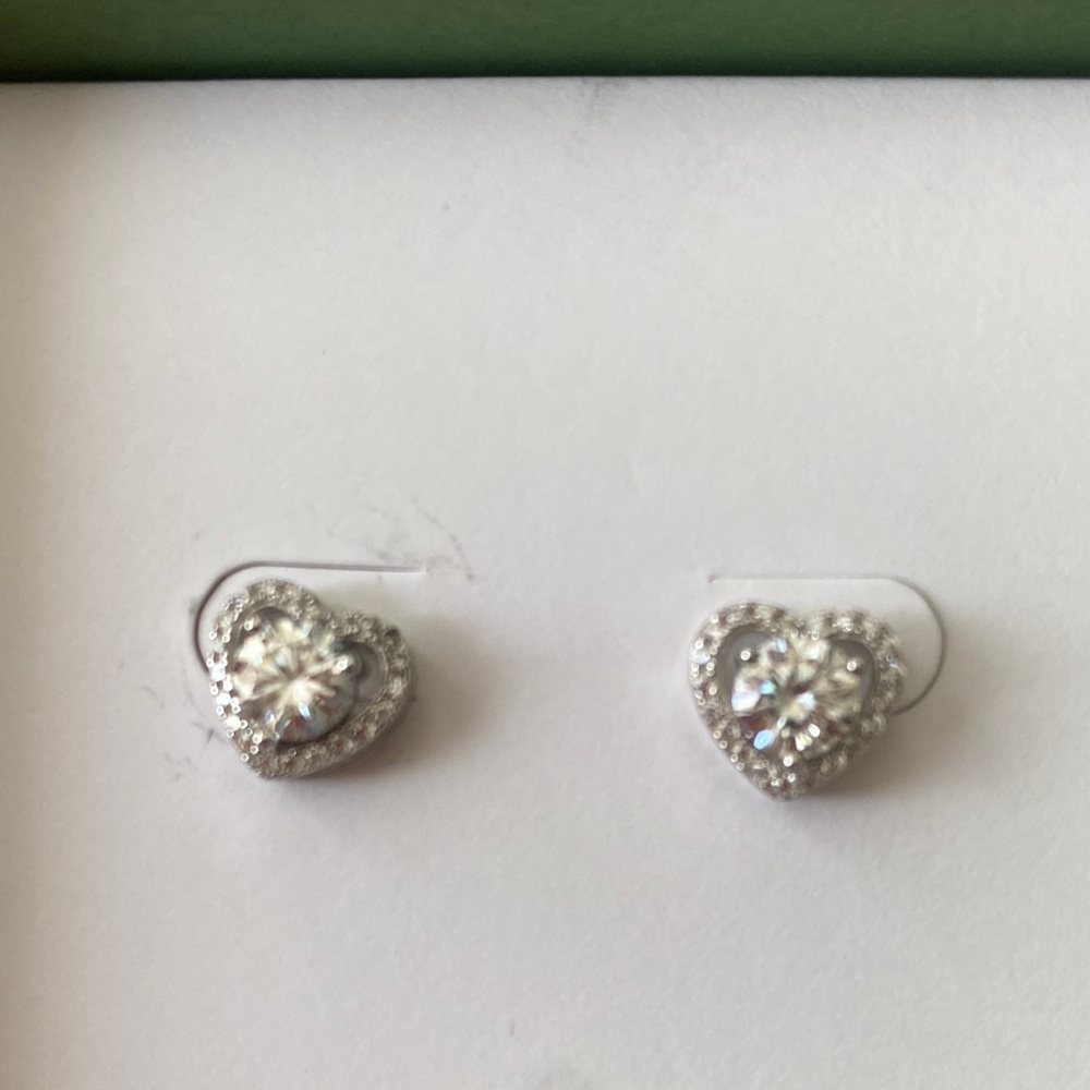 Moissanite Elegant Silver Heart Stud Earrings 1ct